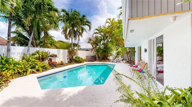 Building Photo - 9614 SW 134th Ct