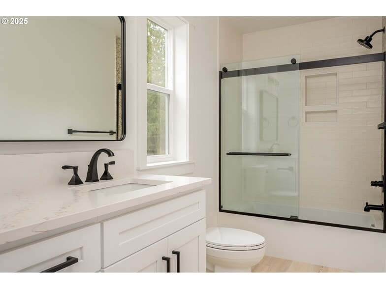 Building Photo - 4103 SE Olsen St