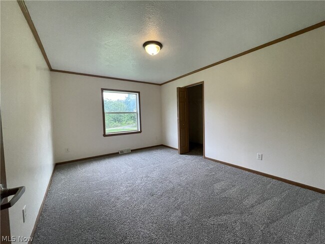 Building Photo - 8891 Corwin Rd