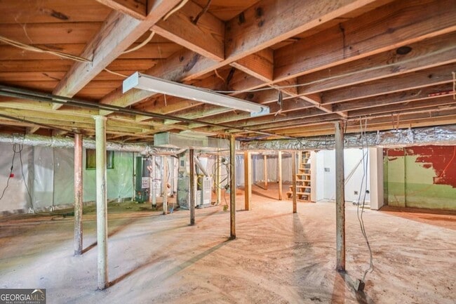 Building Photo - 125 Chappell Rd SW