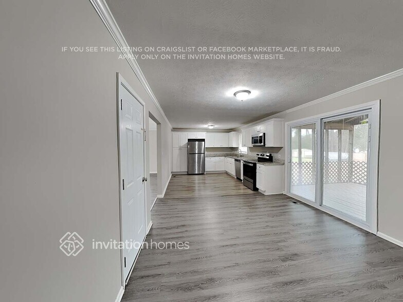 Building Photo - 2280 Sherwood Pl SW