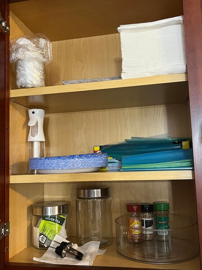 Paper goods & ziplocks - 14008 Chicora Crossing Blvd