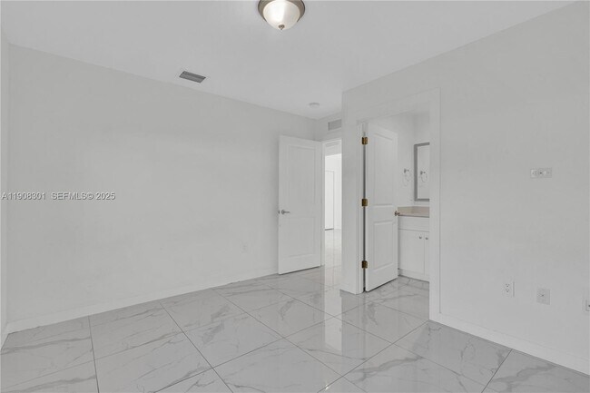 Building Photo - 2490 NW 44th St