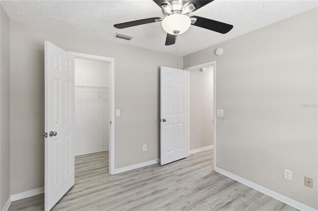 Building Photo - 2110 Laindale Pl