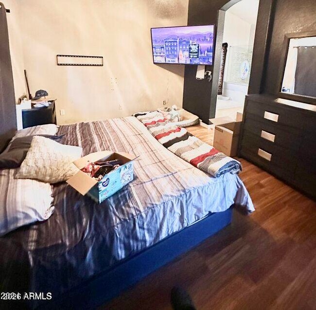 Building Photo - 1207 E Avenida Luna