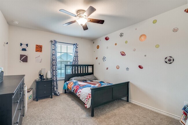 Building Photo - 8366 Slowburn Dr