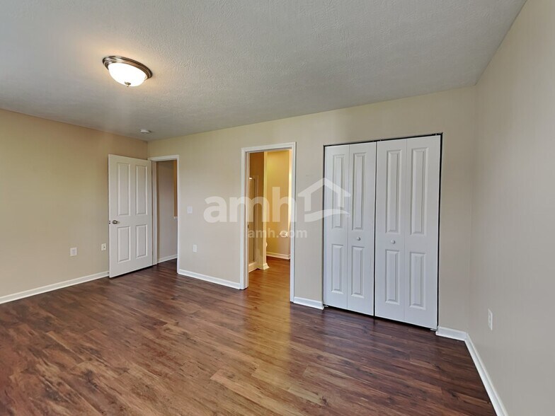 Building Photo - 3662 Bracknell Forest Dr