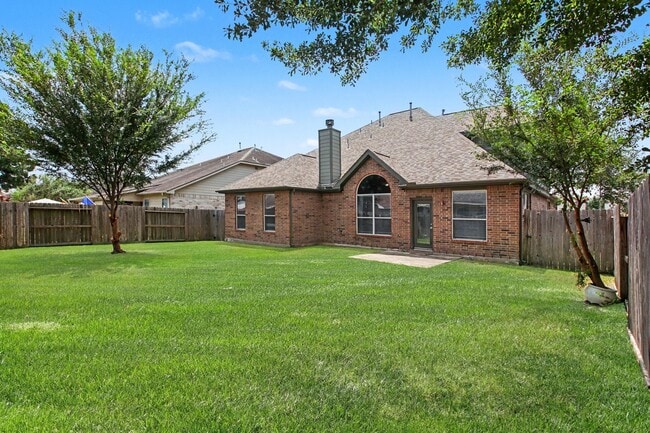 Building Photo - 19534 Country Canyon Dr