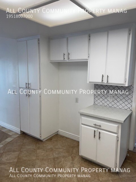 Building Photo - 16285 Capella St