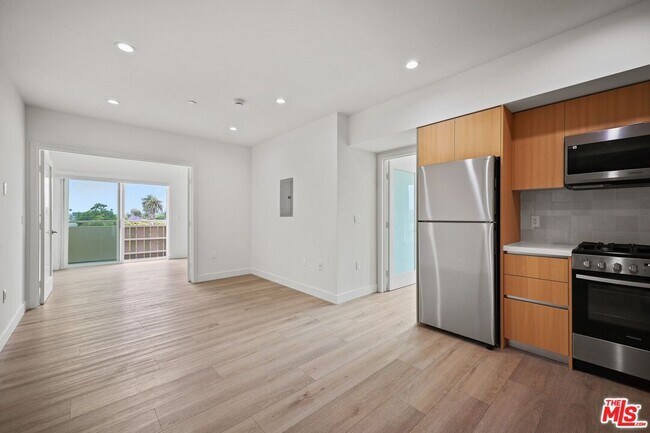 Building Photo - 1600 Venice Blvd.