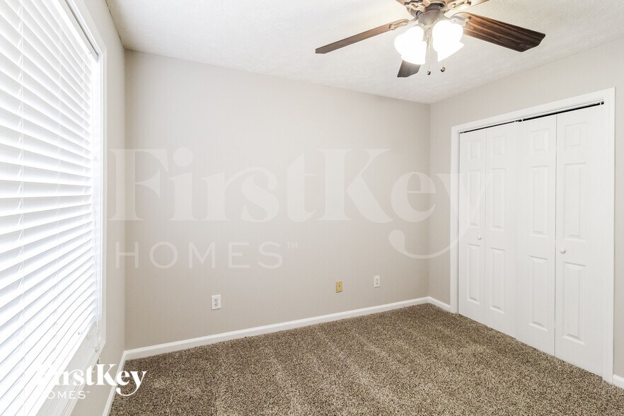 Building Photo - 4871 Candler Pond Rd