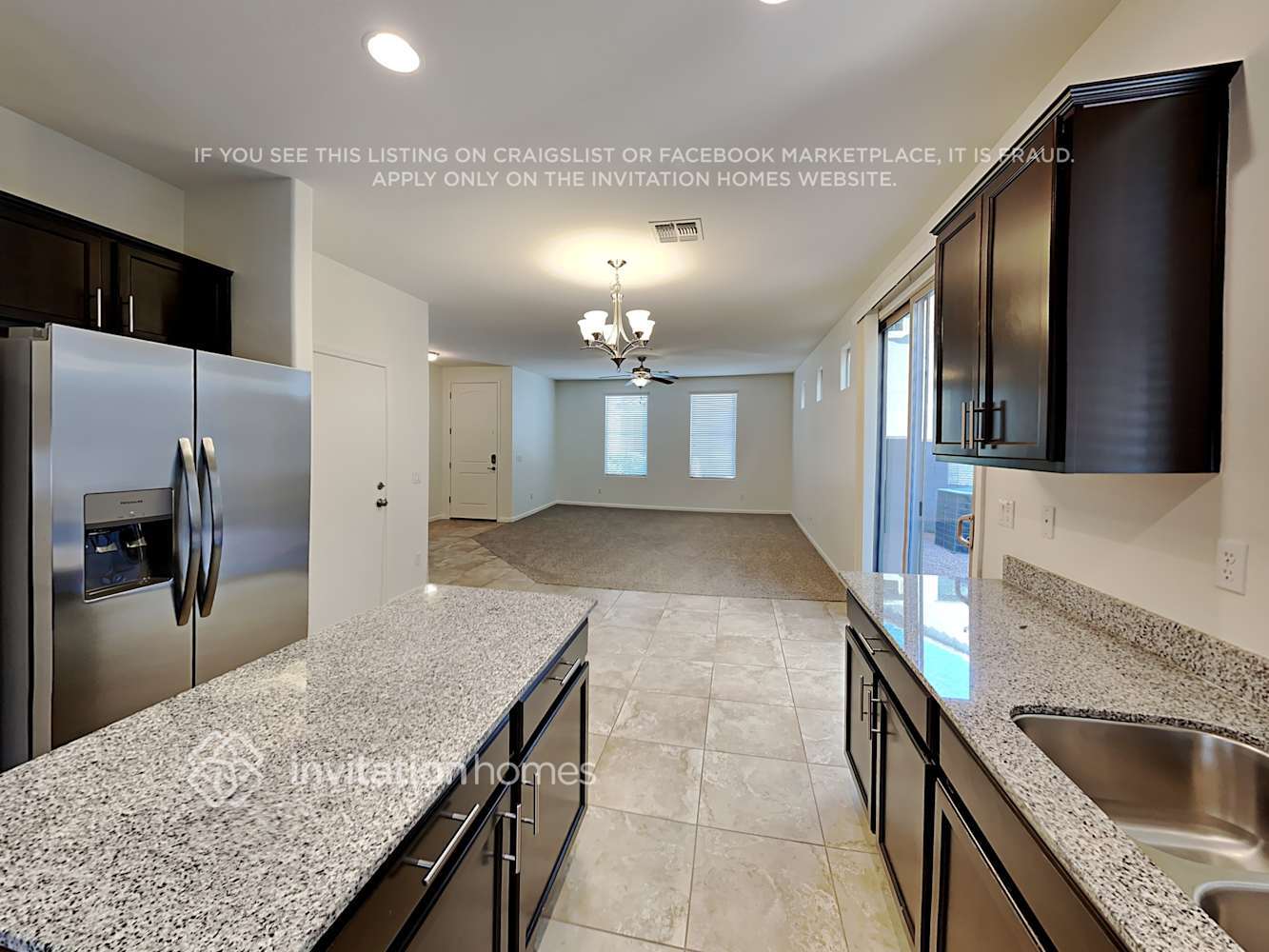 Building Photo - 1385 S Moccasin Trail