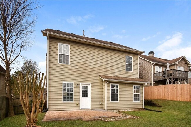 Building Photo - 403 Providence Rd