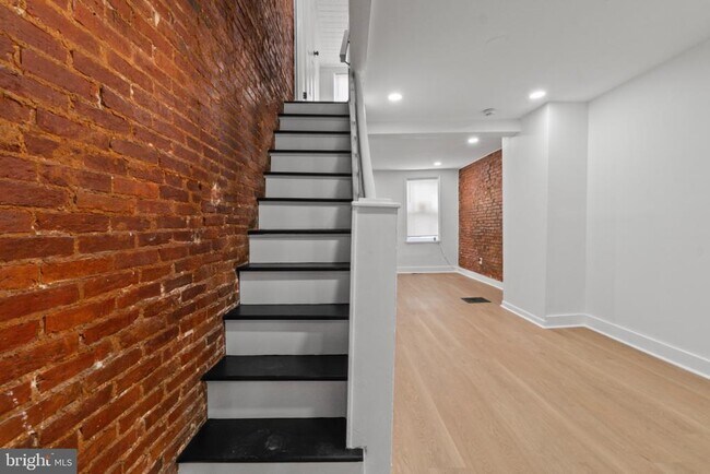 Building Photo - 1133 Washington Blvd