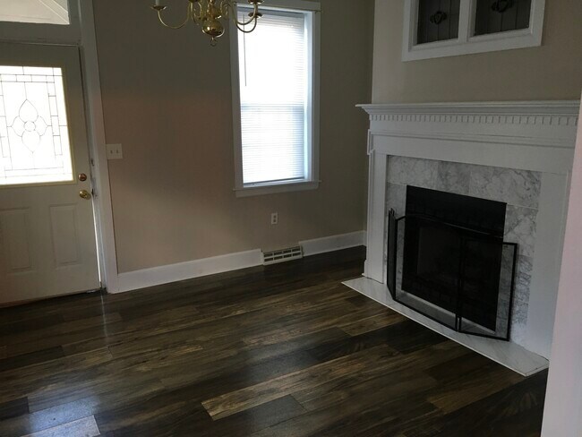 Building Photo - 312 Wayne St