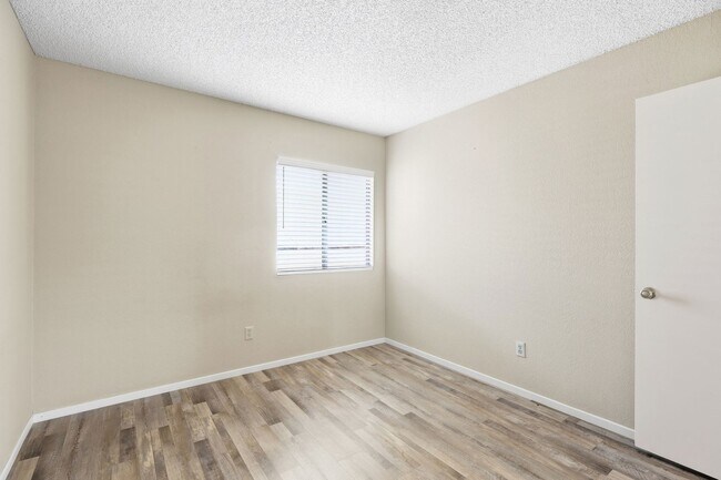 Building Photo - 3353 Silvertip Rd