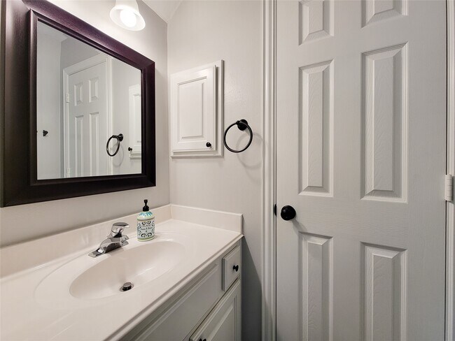 Building Photo - 78 N Bluff Creek Cir