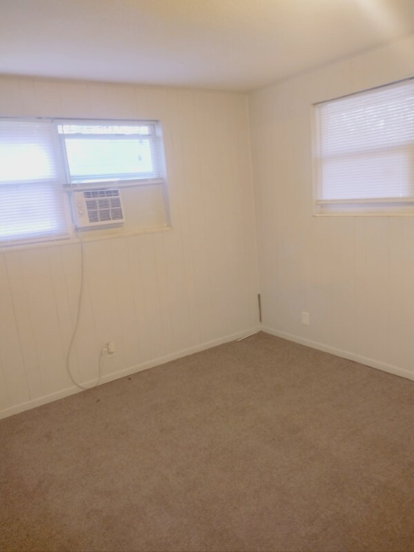 Building Photo - 5685 Atlee Ave