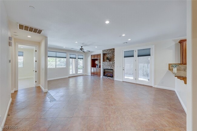 Building Photo - 1238 Calcione Dr