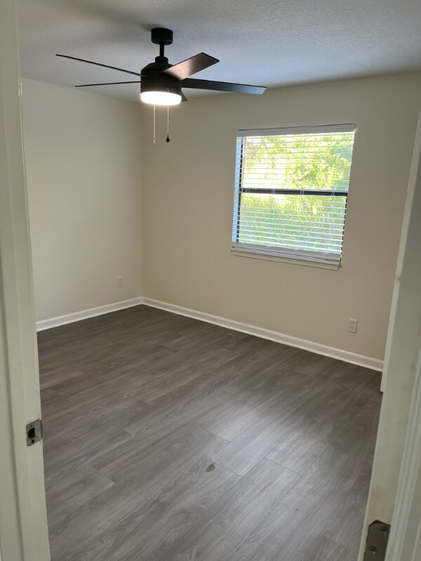 Building Photo - 1884 Agora Cir SE