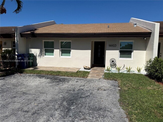 Primary Photo - 14103 SW 52nd Terrace