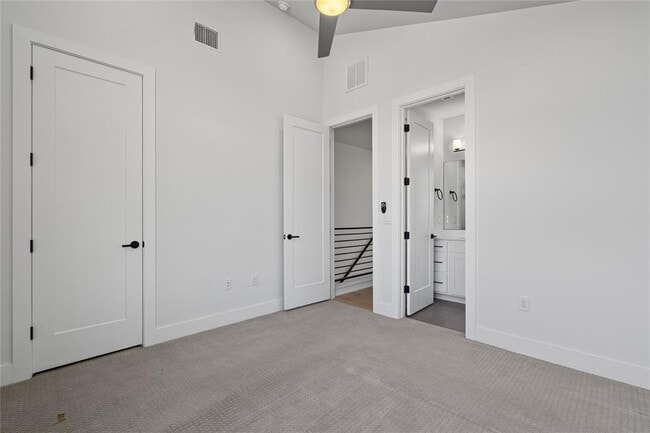 Building Photo - 409 Delmar Ave