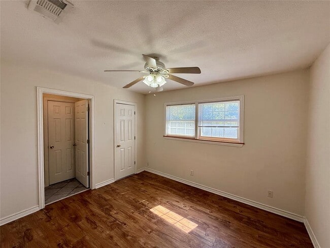 Building Photo - 1506 Big Meadow Dr