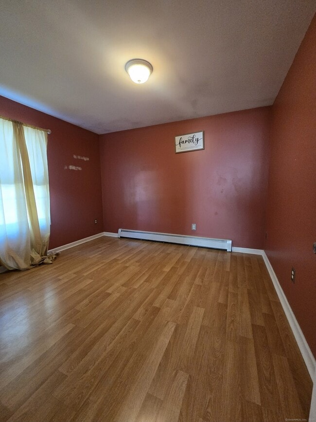 Building Photo - 50 Hortense St