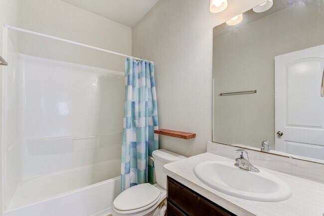 Building Photo - 20923 Corisande St