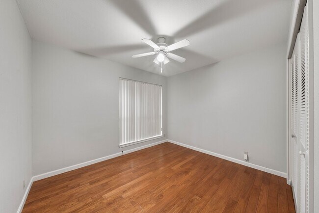 Building Photo - Stylish 3-Bed Home with Pool Access, Fenced Yard, and Garage — North Hills Village, San Antonio
