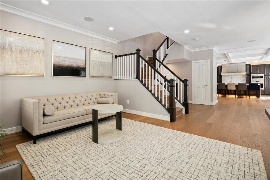 Building Photo - 2863 11th St N