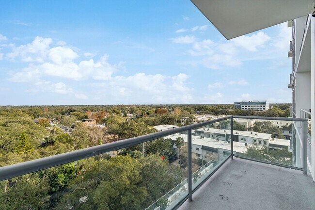 Building Photo - 101 S Eola Dr