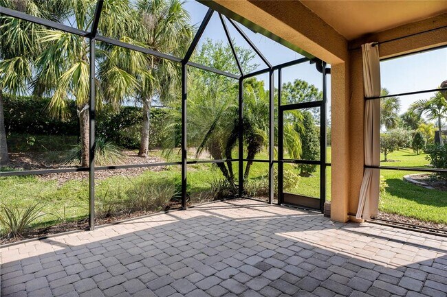 Building Photo - 10413 Highland Park Pl