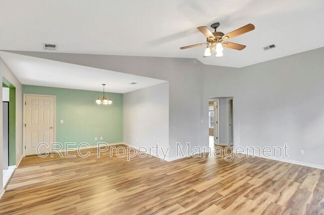 Building Photo - 207 Lynton Ct