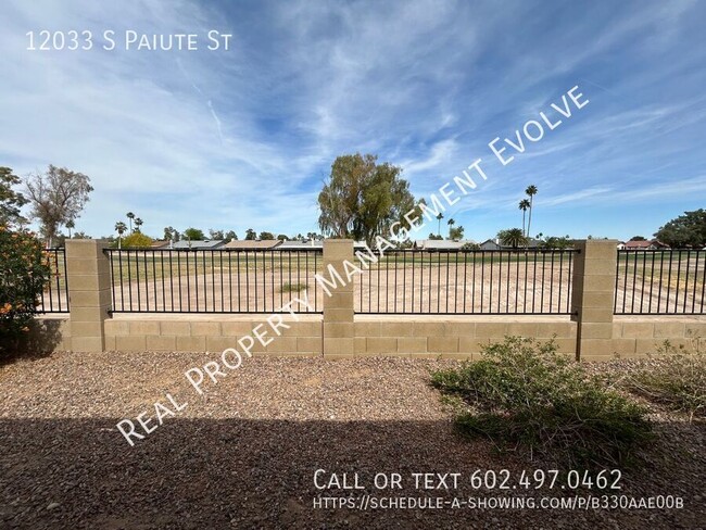 Building Photo - 12033 S Paiute St