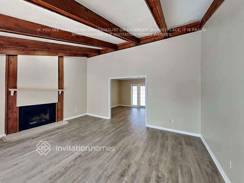 Building Photo - 16202 Fantasia Dr