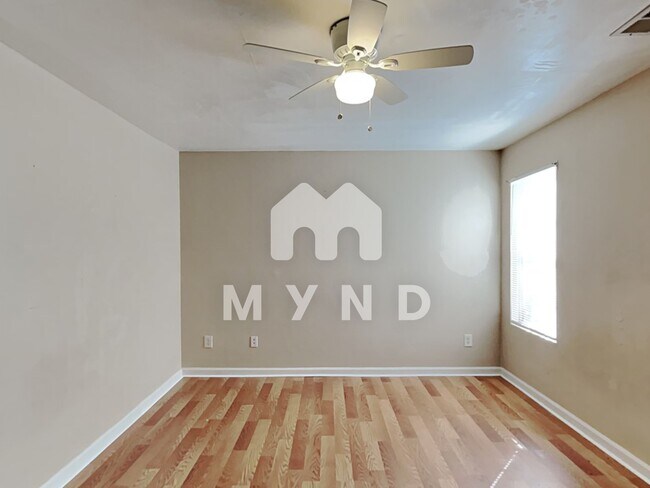 Building Photo - 213 Toby Springs Ln