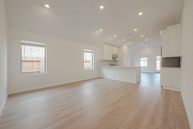 Building Photo - 27110 Angel Creek Ln