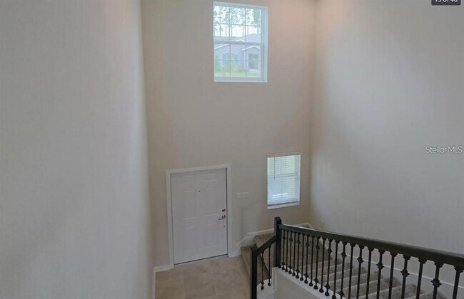 Building Photo - 2262 Mountain Pine St