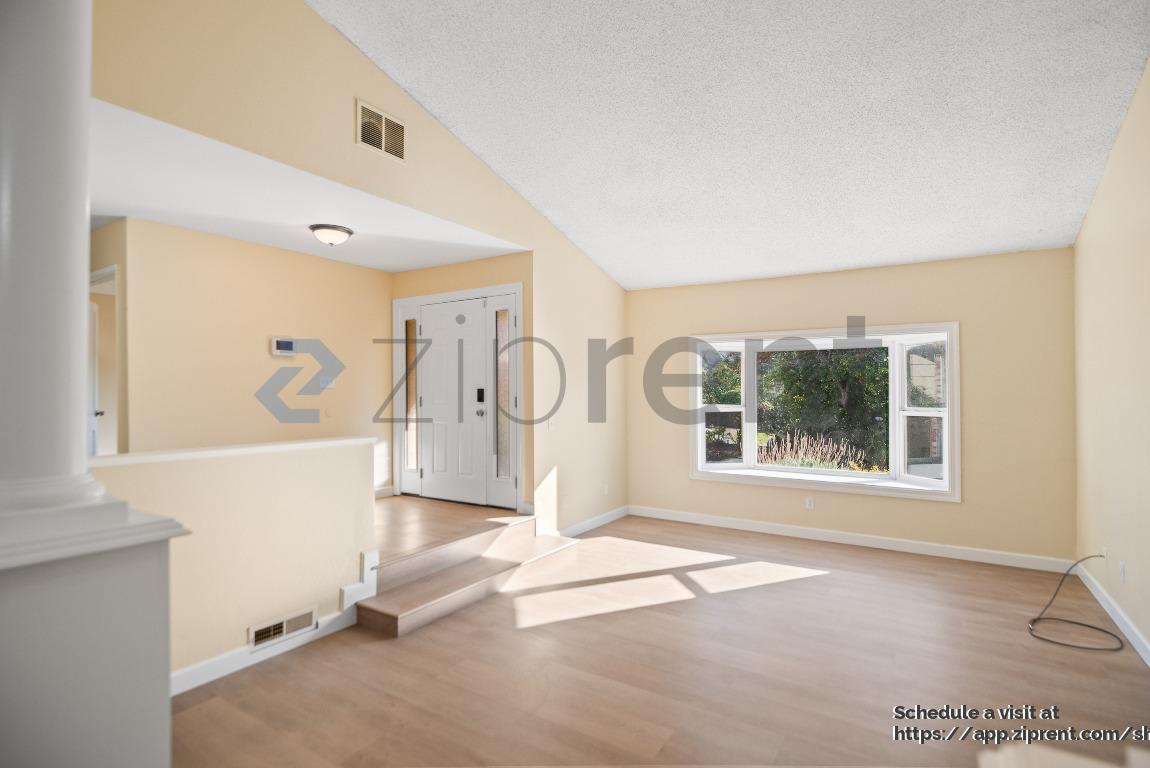 Building Photo - 15 Malibu Ct