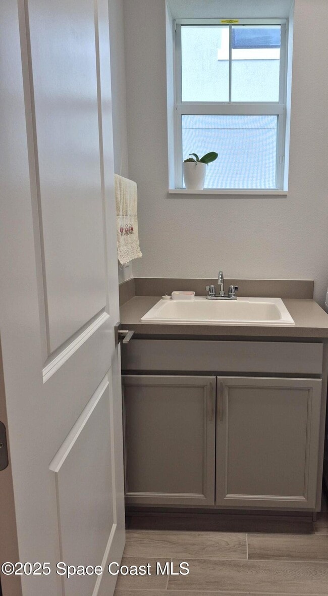 Building Photo - 2779 Pangea Cir