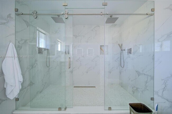 Building Photo - 2 Snipe Rd