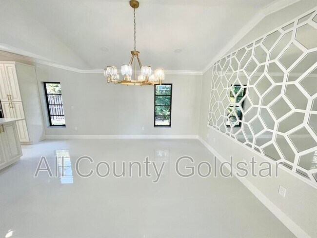 Building Photo - 1487 Keyway Rd