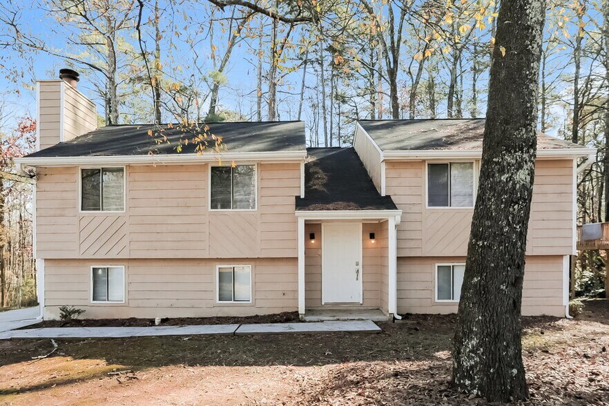 Primary Photo - 1876 Corduroy Ct