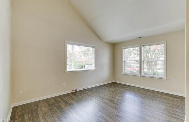 Building Photo - 1133 Lady Ashley Dr