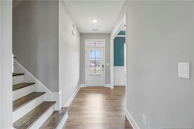 Building Photo - 110 Thunder Vly Ct