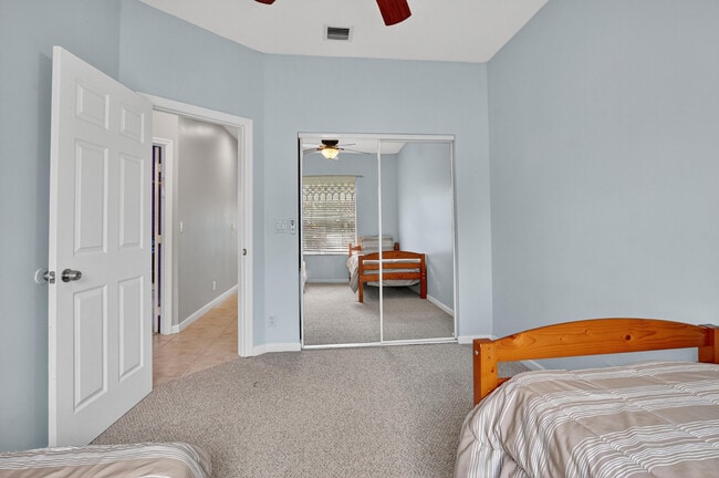 Building Photo - 3511 NW 4th Ave