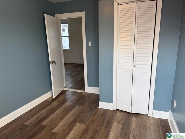 Building Photo - 1217 Washington St