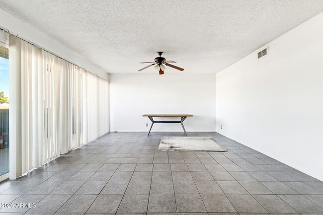 Building Photo - 6767 N 7th St