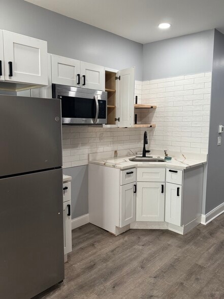 Building Photo - 2632 N Howard St